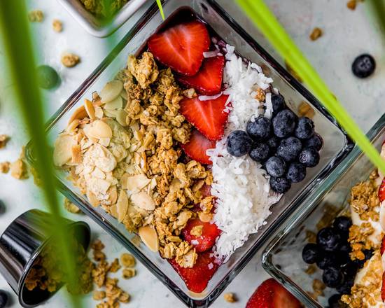 Order Acai Bowl food online from Crema Gourmet Espresso Bar store, Miami on bringmethat.com