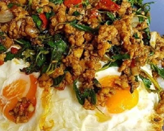 Order Basil Special food online from Topthai Kitchen store, Lincoln on bringmethat.com