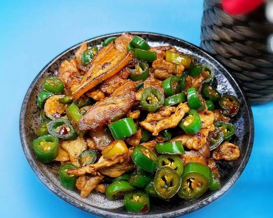Order 小辣椒炒肉 ️️pork stir fry pepper w/soy sauce food online from Fashion Wok store, Sunnyvale on bringmethat.com