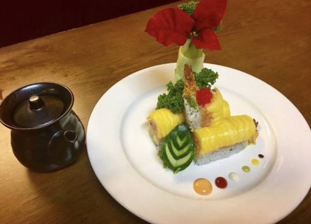 Order Hawaii Roll food online from Sakura Japanese Grill store, Fort Walton Beach on bringmethat.com