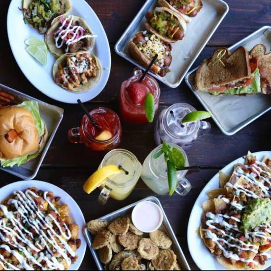 Order Carne Asada Fries food online from Barwest store, Sacramento on bringmethat.com