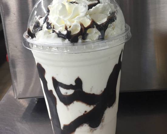 Order Vanilla milk shake  food online from Superior Crescent Deli store, Queens on bringmethat.com