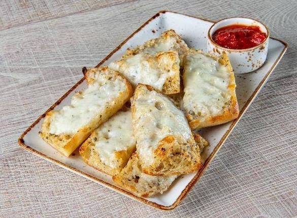 Order Garlic Bread with Cheese food online from Big Mama & Papa Pizzeria store, Northridge on bringmethat.com
