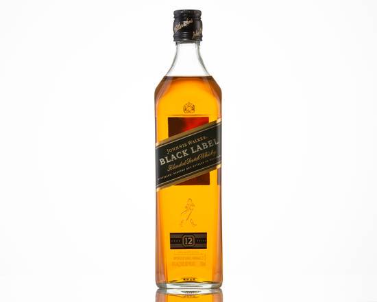 Order Johnnie Walker Black Label, 750mL whiskey (40.0% ABV) food online from Golden Ox Liquors store, Saint Augustine on bringmethat.com