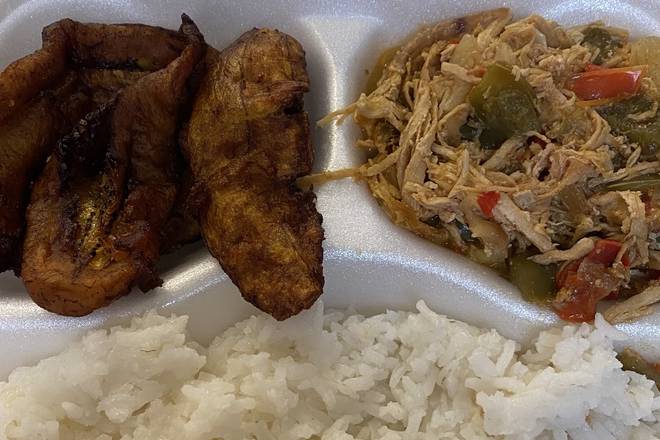 Order Pabellón de Pollo food online from Arepa One store, Hialeah on bringmethat.com