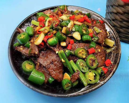 Order 小炒猪肝 ️️️ Stir fry spicy pork liver food online from Fashion Wok store, Sunnyvale on bringmethat.com