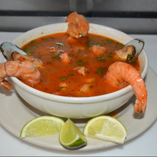 Order Sopon Marinero food online from I Am Latin Cafe store, Miami on bringmethat.com