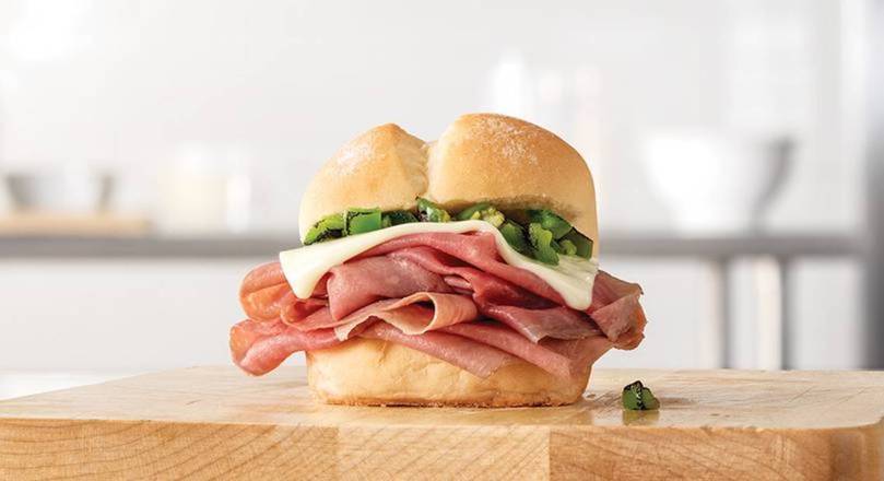 Order Jalapeno Roast Beef Slider food online from Market Fresh store, Panama City on bringmethat.com