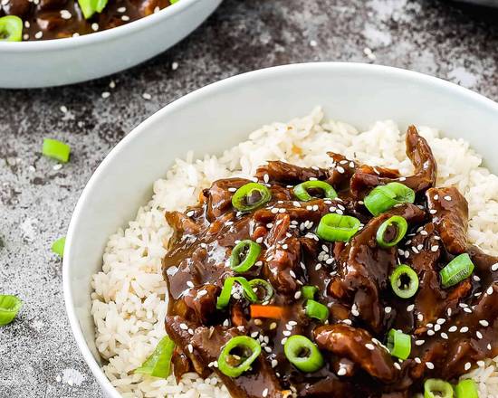 Order Beef with Oyster Sauce  food online from CY Chinese Restaurant Szechuan Cuisine store, North Miami Beach on bringmethat.com