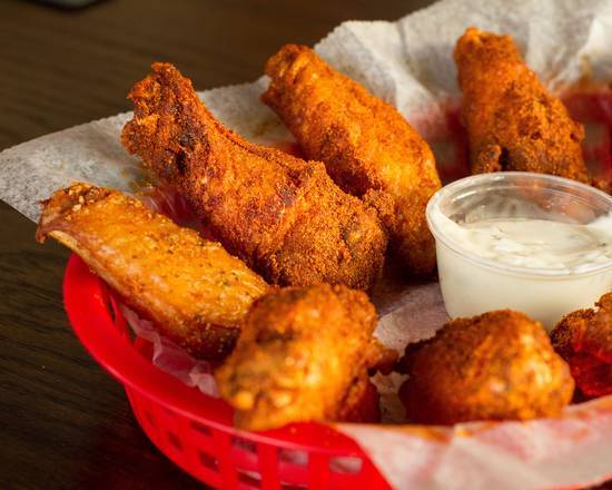 Order Hot Wings (6 pieces) food online from The Boiling Crab store, South Miami on bringmethat.com