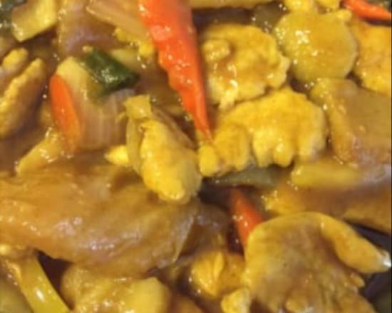 Order Curry Chicken food online from China Wok store, Boca Raton on bringmethat.com