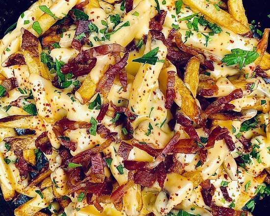 Order Pulled Pork Loaded Fries  food online from Foodhaul store, Elk Grove Village on bringmethat.com