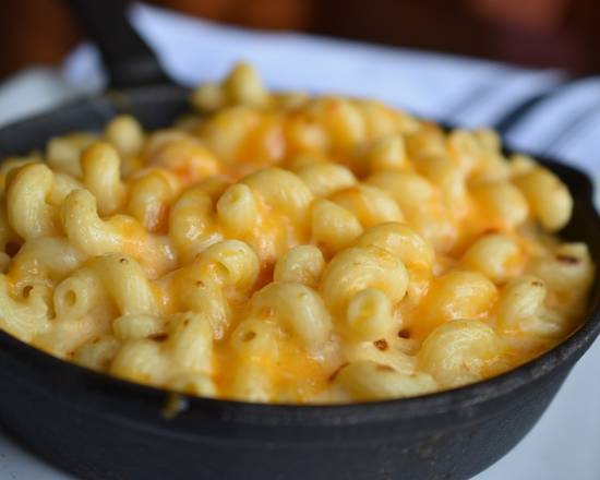 Order Killer Mac and Cheese food online from Post Office Cafe store, Babylon on bringmethat.com