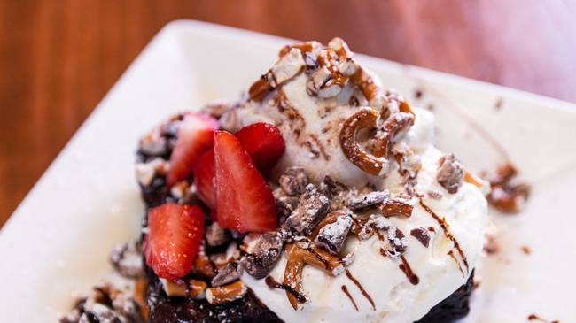 Order Brownie Sundae food online from Hops Supply Co store, Wilmington on bringmethat.com