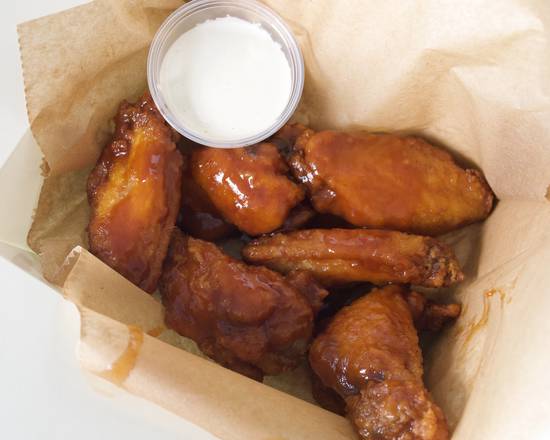 Order 6 Jumbo Chicken Wings food online from Batesys BBQ store, Arverne on bringmethat.com