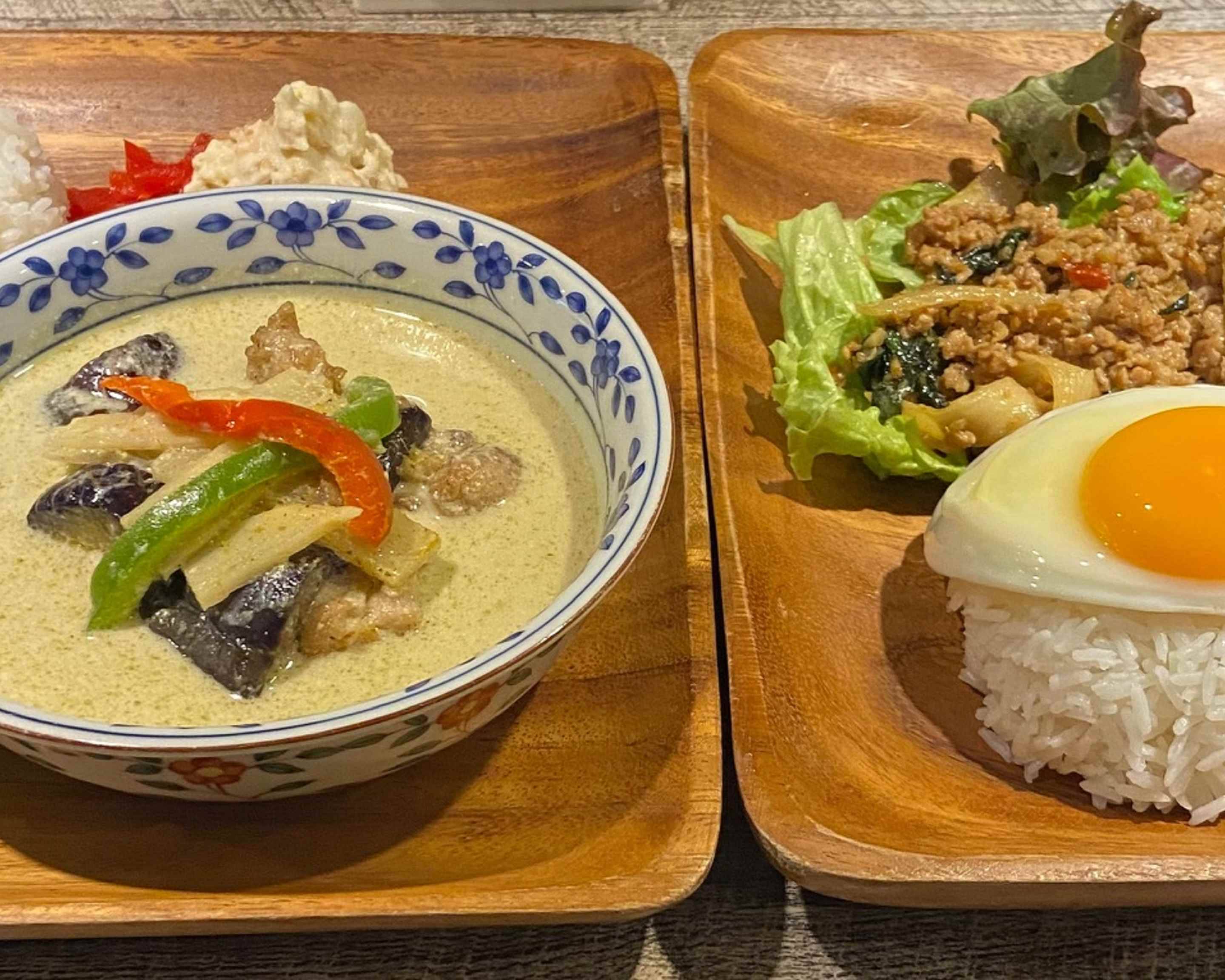 グリーンカレー ガパオライス専門店 渡辺通り3丁目裏cafe Greencurry Gapaorice Bangkokの出前 宅配 テイクアウトメニュー ウーバーイーツ