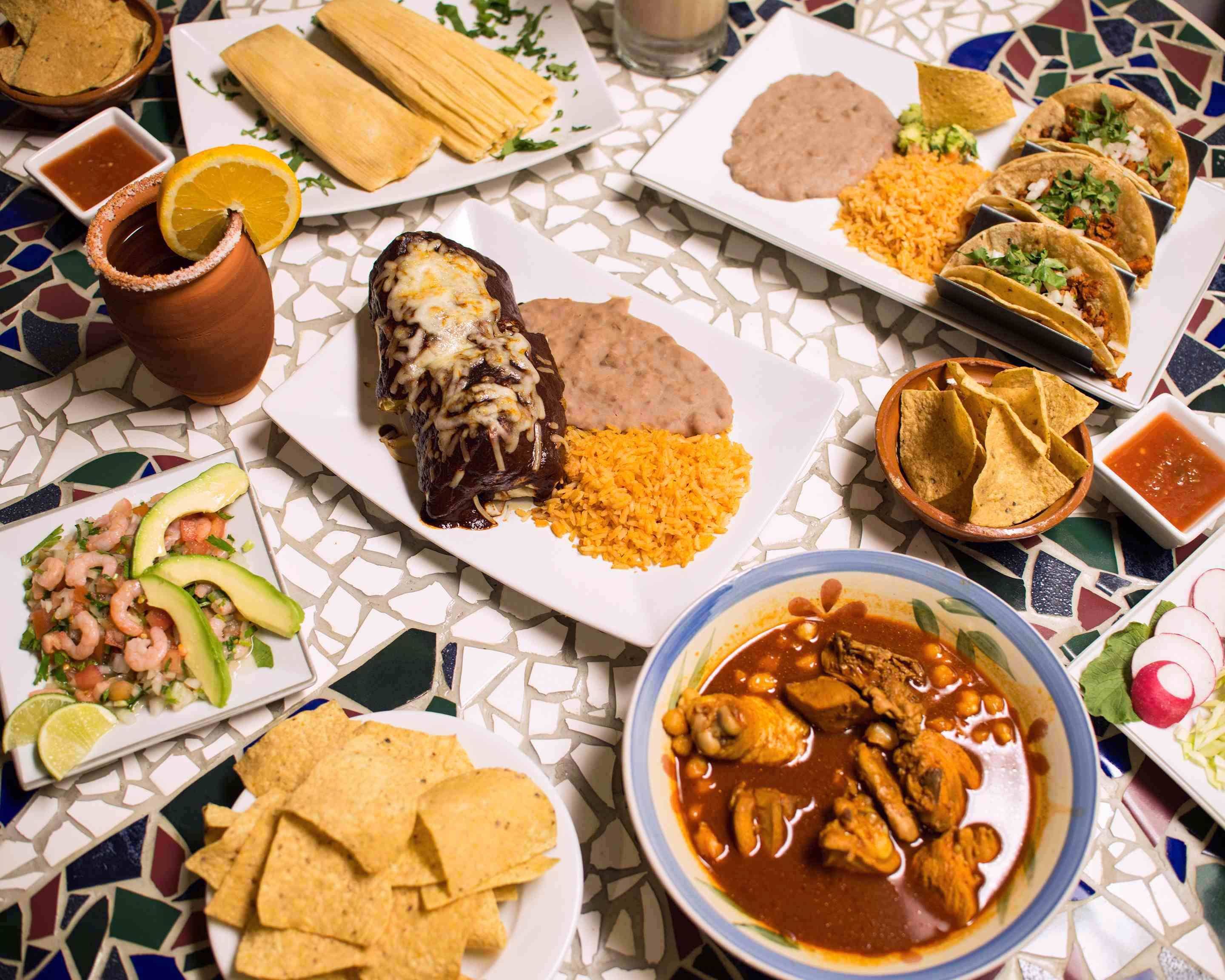 Order Los Dos Amigos Hacienda (Salem) Menu Delivery【Menu & Prices ...