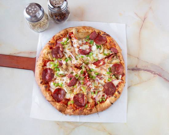 Order Supreme Pizza large food online from Kenner's Pizza store, Kenner on bringmethat.com