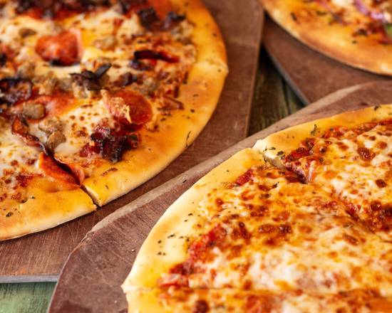 Order Sausage Pizza food online from Uncle Bucks Fish Bowl & Grill store, Memphis on bringmethat.com