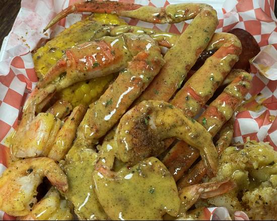 Order 1 Cluster and 3/8 Shrimp Meal food online from Straight Drop Seafood Memphis store, Memphis on bringmethat.com