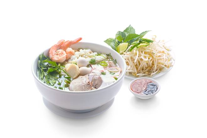 Order Hu Tieu Hai Duong (kho/nuoc) food online from Pho Hai Duong store, Annandale on bringmethat.com