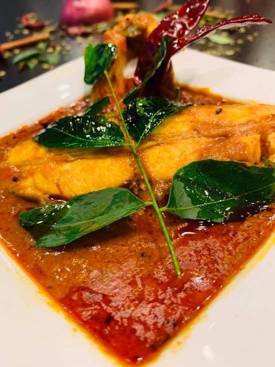 Order PARADISE FISH CURRY food online from Paradise Biryani Pointe store, Dublin on bringmethat.com