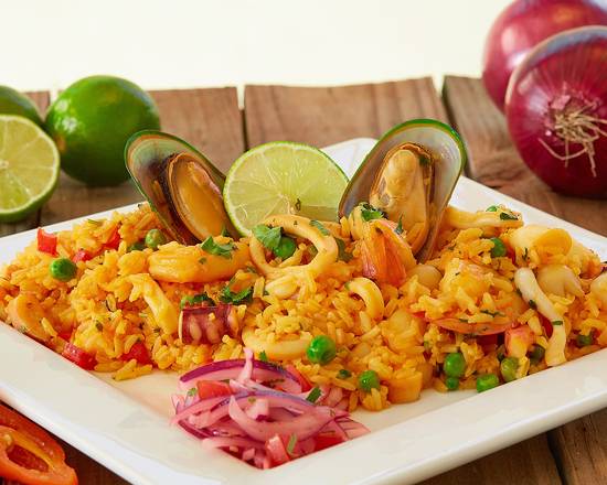 Order Seafood Fried Rice (Chaufa de Mariscos) food online from La Granja store, Hollywood on bringmethat.com