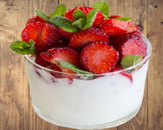 Fromage blanc coulis rouge