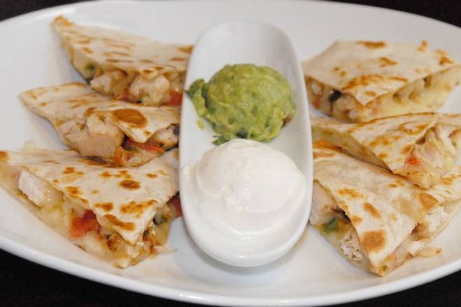 Order Chicken Quesadilla food online from Cocina 214 store, Winter Park on bringmethat.com