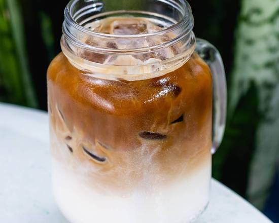 Order Iced Latte food online from Crema Gourmet Espresso Bar store, Miami on bringmethat.com