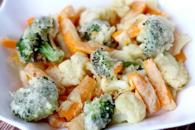 Order A12.Vegetable Tempura (5 pcs) food online from Fuji Revolving Sushi Bar store, Cypress on bringmethat.com