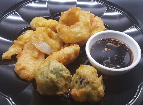 Order Vegetable Tempura Fried Appetizer food online from Siam Rice store, Miami on bringmethat.com