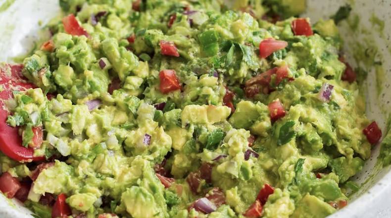 Order Guacamole food online from Taqueria Los Potrillos store, Petaluma on bringmethat.com
