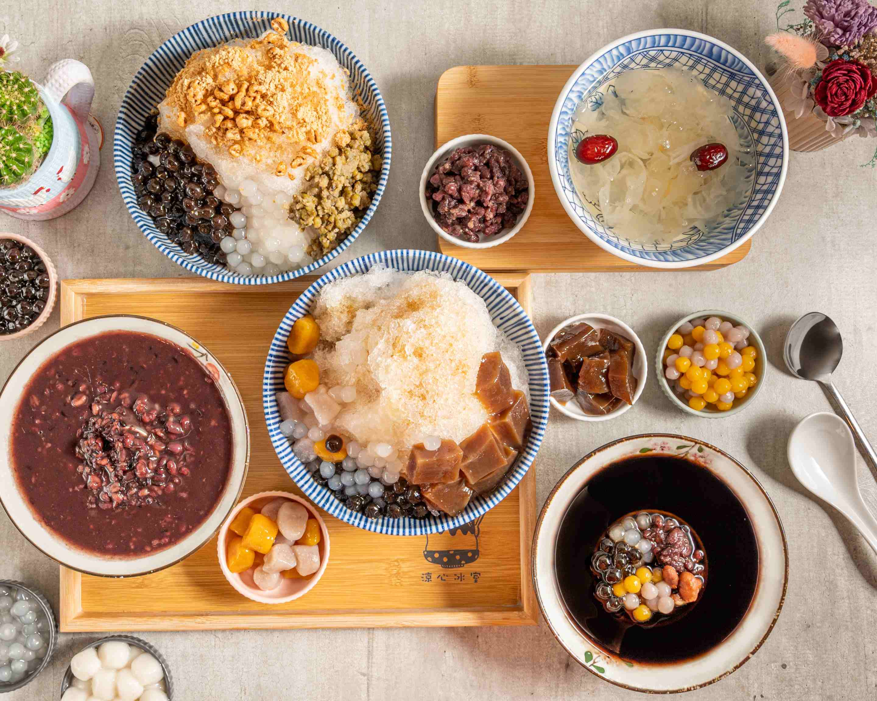 涼心冰室 Menu Delivery in Taichung | Delivery Menu & Prices | Uber Eats