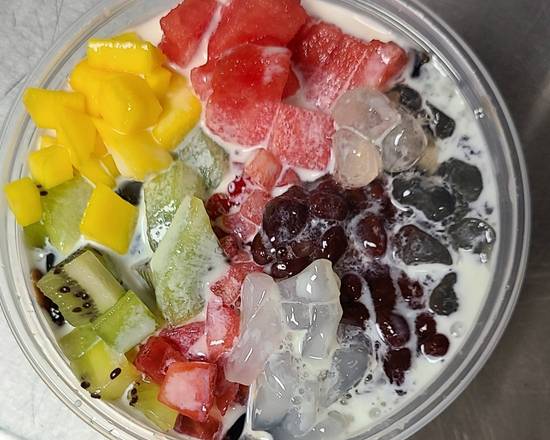 Order Herbal Jelly with Mixed Fruits / 手工仙草 (仙草+紅豆+白珍珠+综合水果 food online from Kyuramen 九汤屋 store, Cherry Hill on bringmethat.com