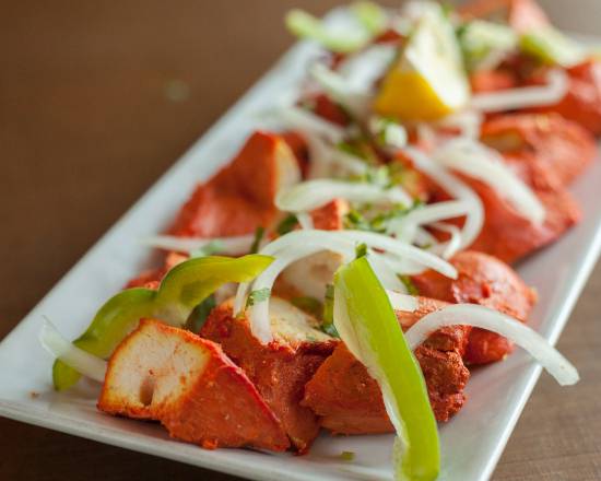 Order Chicken Tikka food online from Taste of India store, Seattle on bringmethat.com