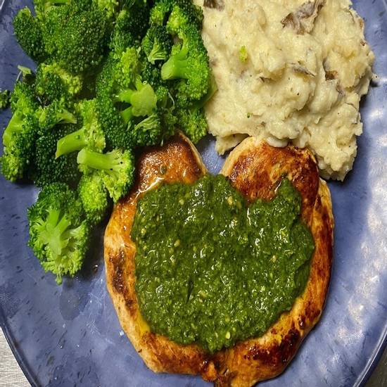 Order Pesto Chicken Dinner food online from Dilworth Neighborhood Grille store, Charlotte on bringmethat.com