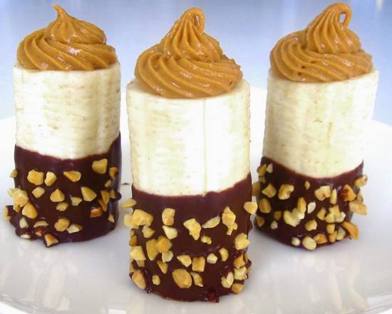 Order Chocolate Dipped & Stuffed Bananas - X6 in a Box food online from Lb Cake Stop store, Baldwin Park on bringmethat.com