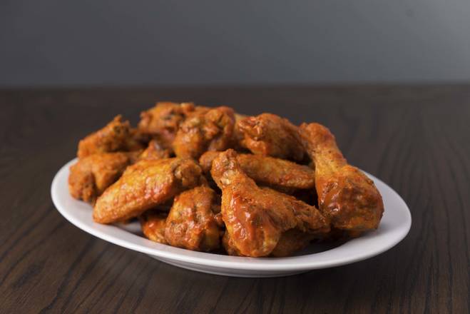 Order 8 Wings food online from Rosati's Pizza store, Hanover Park on bringmethat.com