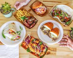 Boulevard 82 Food Truck, Green Point