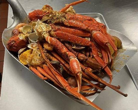 Order The Shovel food online from Chosen 1 Cajun Seafood store, Hartford on bringmethat.com