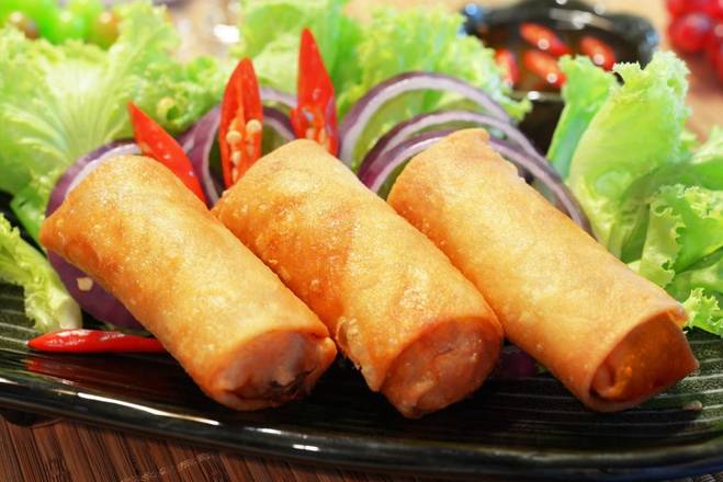 Order Spring Rolls (4pcs) food online from Luck Thai store, New York on bringmethat.com