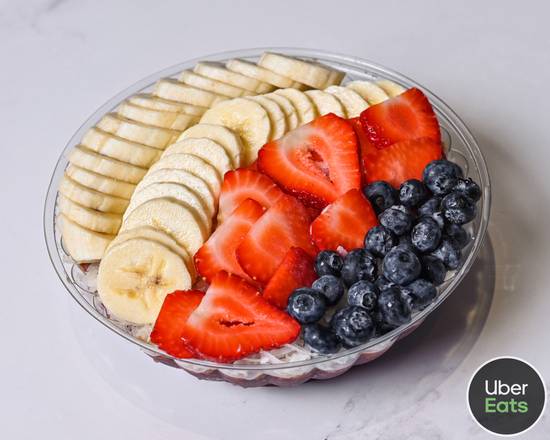 Order 24oz Acai Bowl food online from Giraffas Brazilian Grill Midtown store, Miami on bringmethat.com