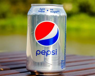 Order Diet Pepsi food online from The Dessert Shack store, White Oak on bringmethat.com