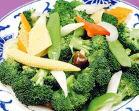 Order Steamed Vegetable Deluxe food online from China Wok store, Boca Raton on bringmethat.com