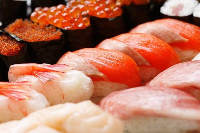 ROBATA魚一心南郷１３丁目店 ROBATAsakanaissin nangou13tyoumetenの 