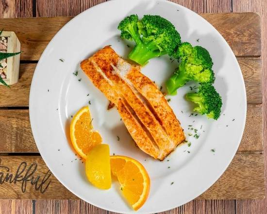 Order Broiled Salmon food online from Reisterstown Family Diner store, Reisterstown on bringmethat.com