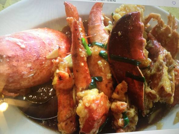Order Lobster W/Ginger Onions Sauce food online from Canton Chinese Restaurant store, Richardson on bringmethat.com