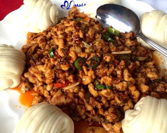 Order 42. Hot Pepper Chicken food online from Mulan Asian Bistro - Houston Levee store, Germantown on bringmethat.com