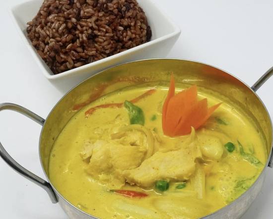 Order Yellow Curry food online from Baan Thai Restaurant store, Orinda on bringmethat.com